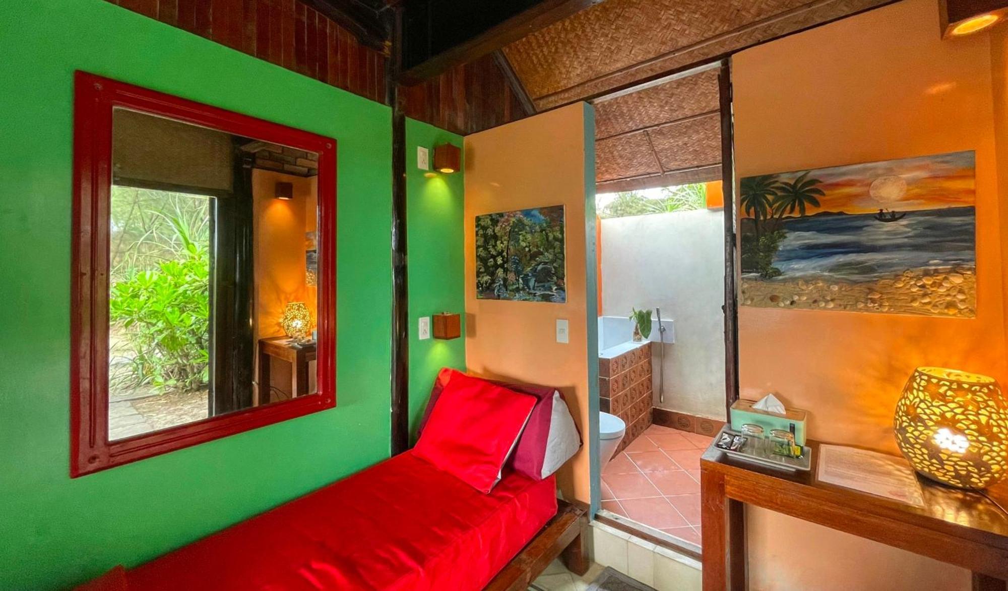 Villa Louise Hue Beach Boutique Hotel Zimmer foto