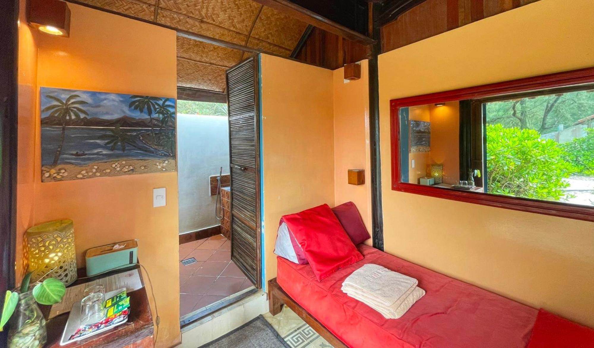 Villa Louise Hue Beach Boutique Hotel Zimmer foto